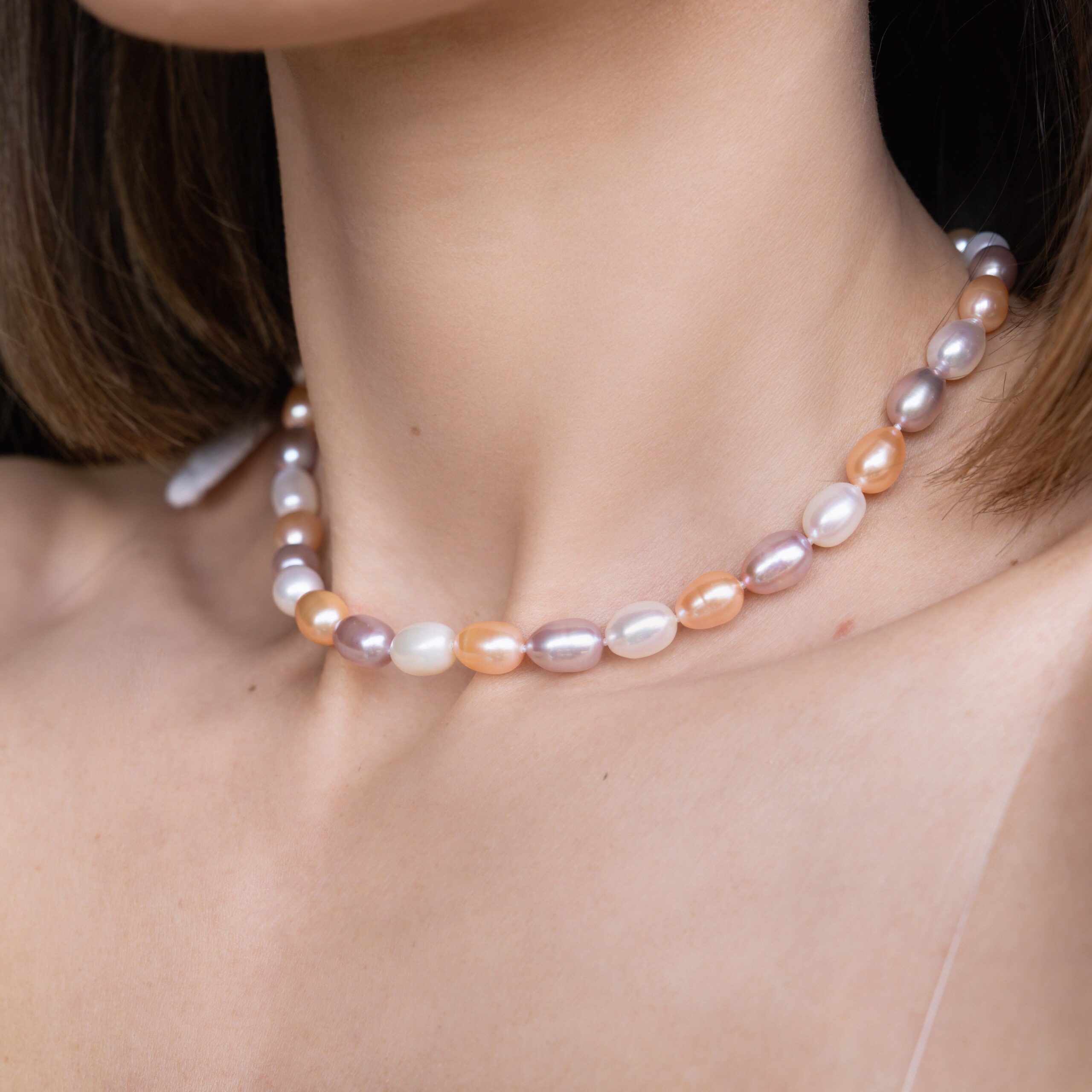 Colier Coralia cu perle multicolore de cultura de 8-9mm, inchizatoare din aur galben de 14k